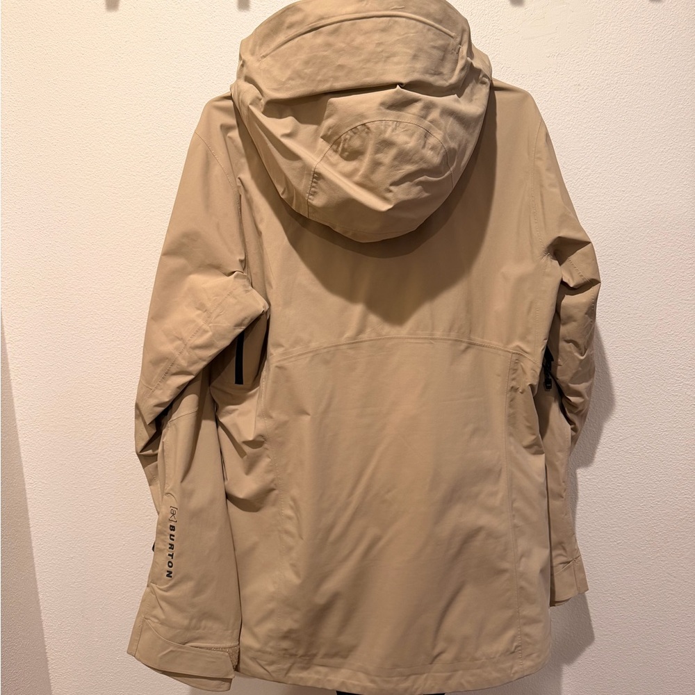 Burton Women’s  [ak]® Upshift GORE-TEX 2L Jacket, Size S - Picture 8 of 12